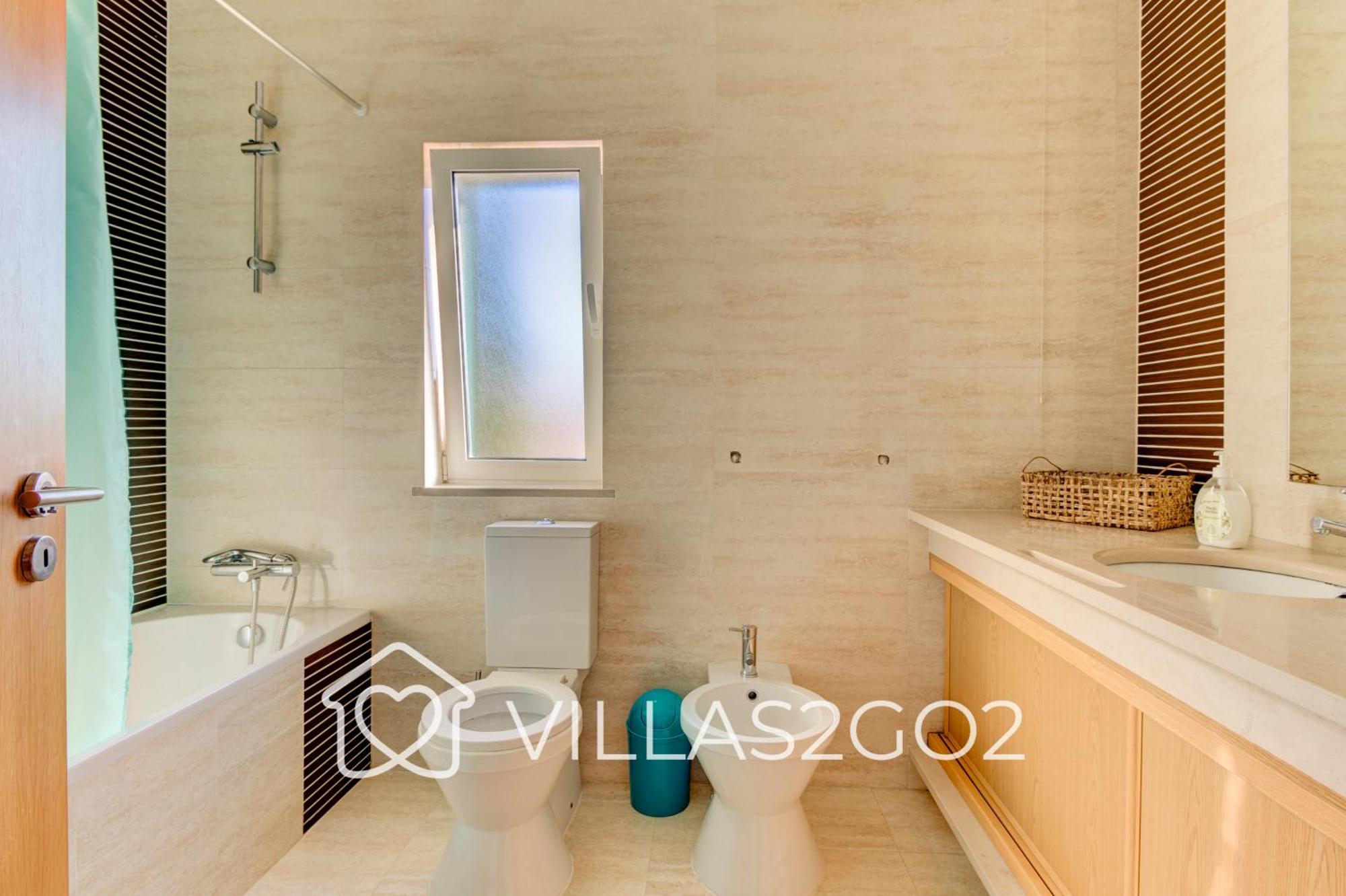 Grace - 5 Bedroom With Swimming Pool Villa
